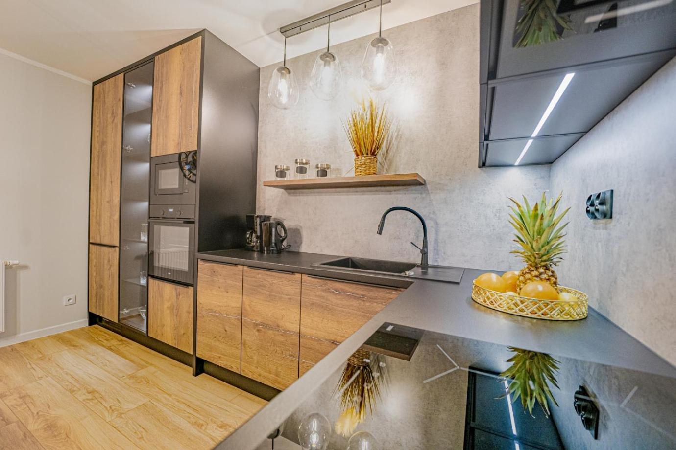 Apartament W Cieplicach Platinium Еленя-Гура Экстерьер фото