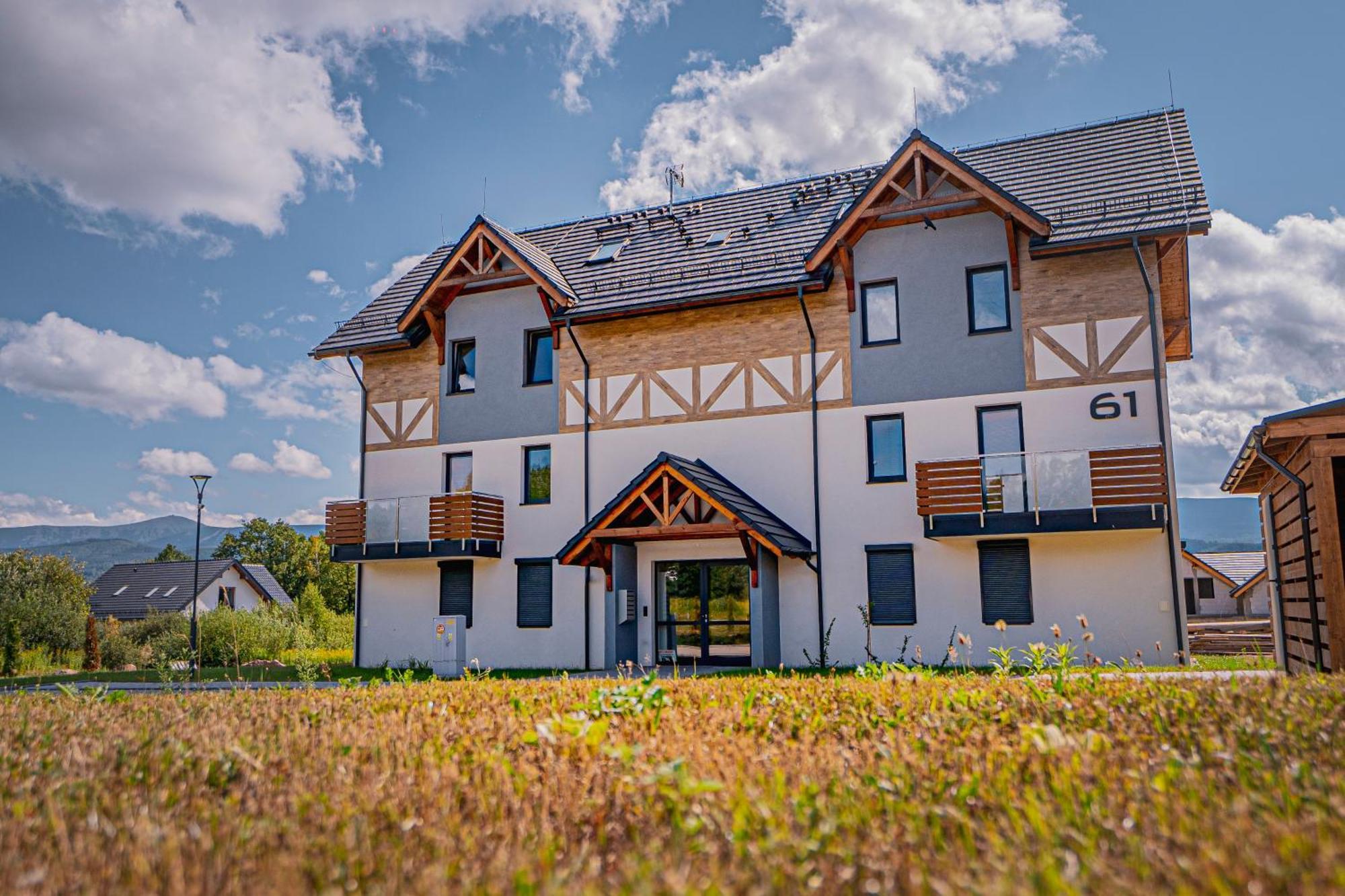 Apartament W Cieplicach Platinium Еленя-Гура Экстерьер фото